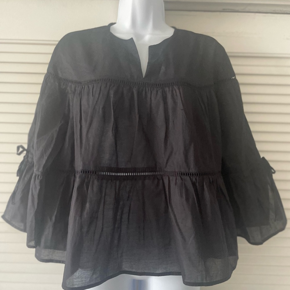 Marc Newyork 100% cotton blouse. Marc New York. Eyelet details.